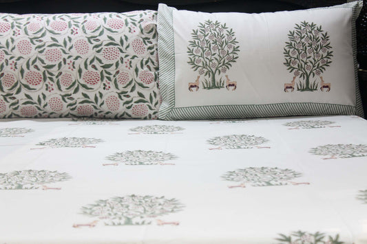 Aaral Handblock Printed 400 Thread Count 100% Cotton Percale Double BedSheet Set