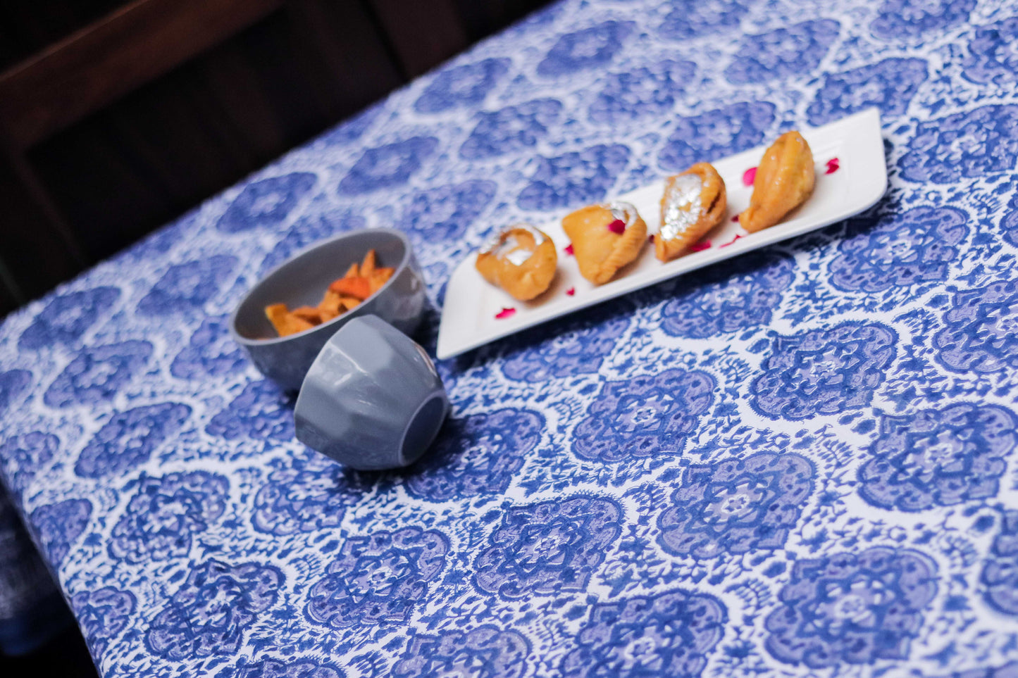 Azzuro Table Cover