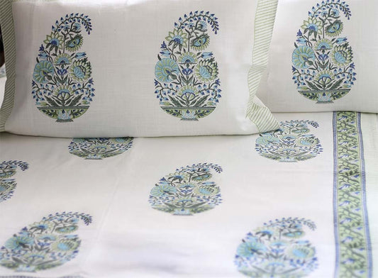 Paisley Handloom Slub Cotton Bedsheet With Two Reversible Pillow Cases